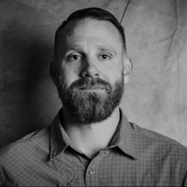 Daniel_Johnson-Headshot.jpg