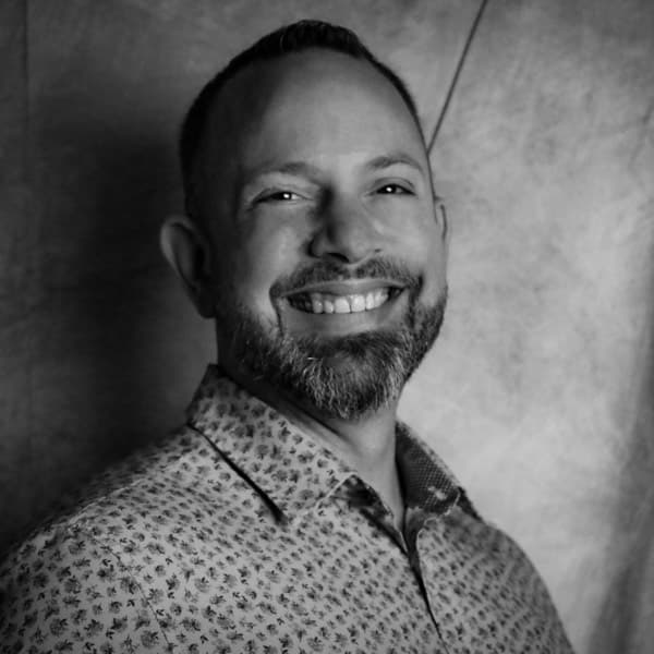 Jason_Dienhart-Headshot.jpg