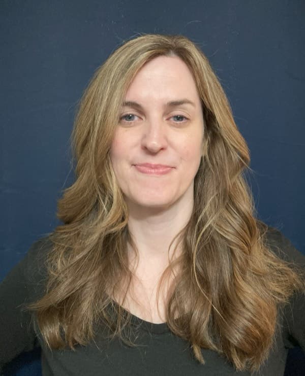 Rebecca_Neer-Headshot.jpg