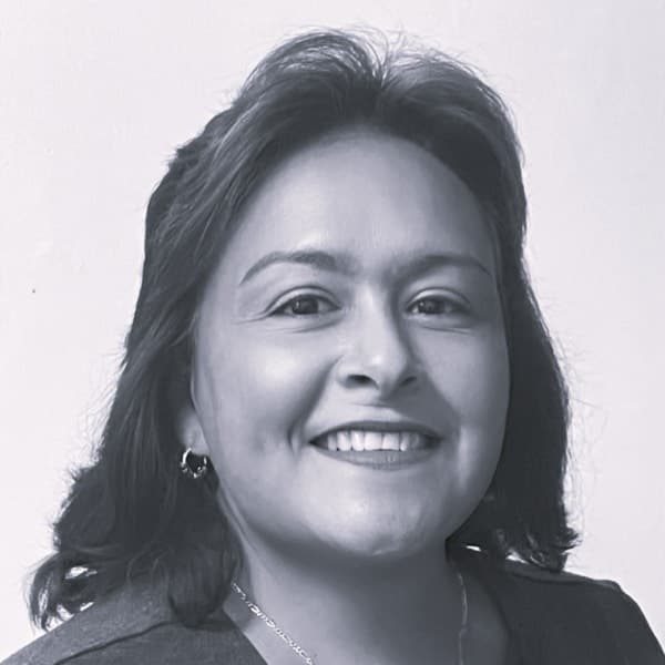 Sandy_Jones-Headshot.jpg